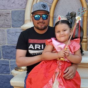 Meet your Posher, Luis